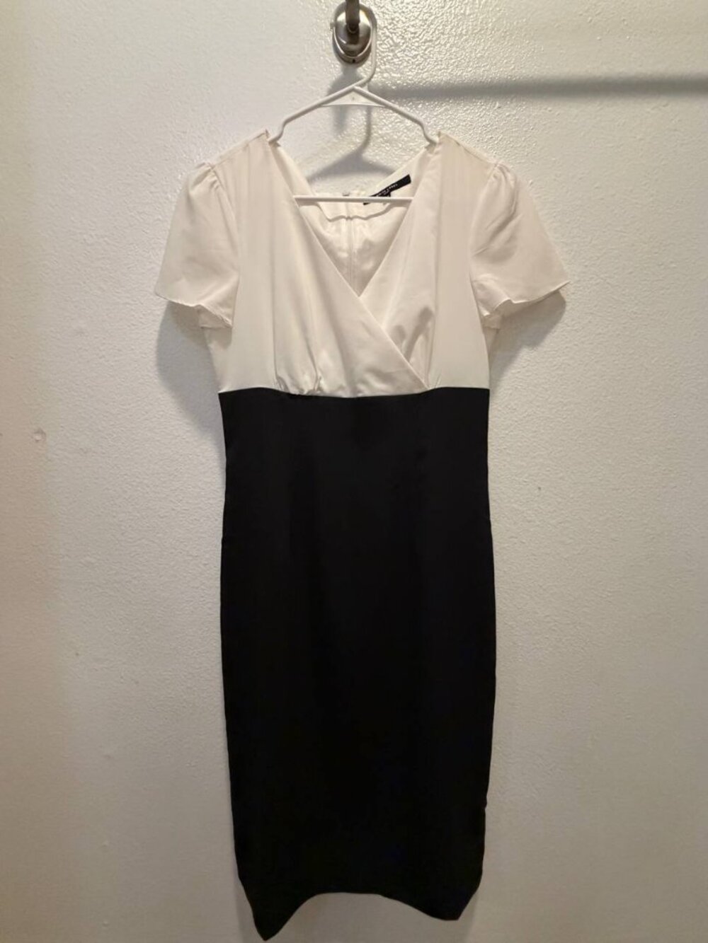 INCITY White Label Black & White Colorblock Sheath Dress Size 44